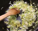 Une image de l'étape 6 de Soupe de navets, carottes, poireau et tomates aux épices tajine.