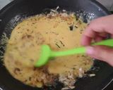 A picture of step 8 of Maharashtrian Pithala.