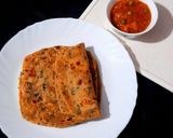 A picture of step 11 of Methi And Bathua Paratha.