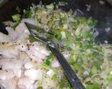 A picture of step 1 of Ridgeguard Spring Onion Prawns Curry.
