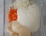 รูปขั้นตอนการทำที่ 1 ของ "โคลสลอว์" Coleslaw แบบง่ายๆ วัตถุดิบแค่ 5 อย่าง 🥕🧅😋