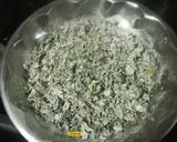 A picture of step 2 of Methi Bathua Paratha.