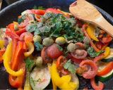 Mediterrán hekkfilé zöldségágyon recept fázis 1 fotója