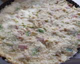 Foto del paso 3 de la receta: Tarta de cebolla, puerros y panceta