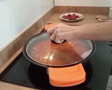 Foto del paso 3 de la receta: Arroz con patas mollejas y cuellos de pollo