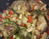 Foto del paso 3 de la receta Guiso de verduras con alcachofas y setas vegano