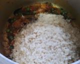 A picture of step 5 of Green peas and potato pulao.