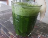 A picture of step 2 of Apple Smoothie.