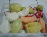 Foto langkah ke 1 dari resep Asinan buah.