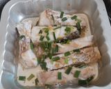 Foto langkah ke 4 dari resep Steam Ikan ala Hongkong Style.
