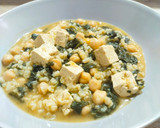 Foto del paso 2 de la receta: Arroz caldoso con espinacas, garbanzos y tofu