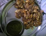 A picture of step 5 of Kuttu ke pakore.