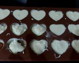 A picture of step 2 of Gulkand Chocolates.