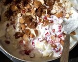 A picture of step 3 of Custard fruits.