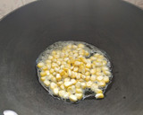 ஸ்வீட் கார்ன் சூப் ரெசிபி ஸ்டேப் 2 புகைப்படம்