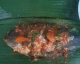 Foto langkah ke 5 dari resep Pepes Nila Bumbu Dasar Merah.