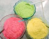 Foto langkah ke 2 dari resep Lapis Singkong Pelangi.