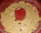 Mazsolás kuglóf recept fázis 4 fotója