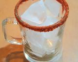 Foto del paso 3 de la receta: Limonada con soda