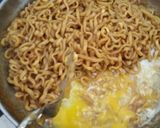 Foto langkah ke 4 dari resep Mie Goreng.