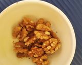 A picture of step 4 of Walnut orange cake.
