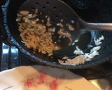 A picture of step 4 of Crispy Poha Bhaji.