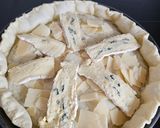 Foto del paso 2 de la receta: Tarta de peras con queso y miel