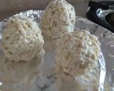 A picture of step 7 of Potato Paneer Pakora.