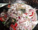 Foto langkah ke 3 dari resep Cumi Tumis Hitam.