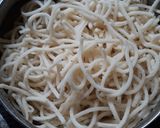 A picture of step 3 of Chinese Bhel.
