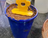 Foto del paso 2 de la receta: Helado cubierto de chocolate en vasito 🍦🍫