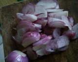 Foto langkah ke 2 dari resep Tumis kangkung pedas.