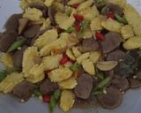 Foto langkah ke 3 dari resep Tumis Putren Bakso Pedas.