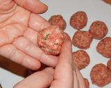 Tárkonyos húsgombócleves recept fázis 6 fotója