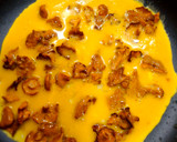 Foto del paso 3 de la receta: Tortilla de rebozuelos (cantharellus cibarius)