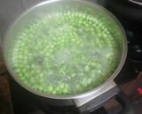Foto del paso 1 de la receta: Rehogado de arvejas con salchichas frescas y arroz blanco