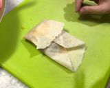 Foto langkah ke 6 dari resep Martabak telor mini.