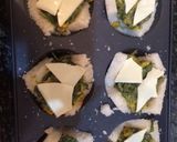 A picture of step 3 of Spinach and corn Bread Quiche.