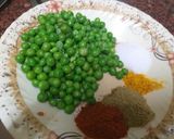 A picture of step 1 of Matar paneer curry.