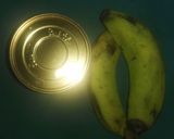 A picture of step 1 of Banana smoothie.