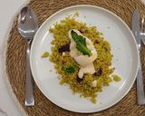 Foto del paso 8 de la receta: Cuscús Vegetal de Brócoli y Zanahoria con Huevo Mollet, Emulsión de Yogur y Compota de Cerezas