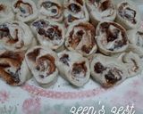 A picture of step 7 of Cinnamon Date Rolls.