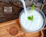 A picture of step 3 of Yellow melon chiller.
