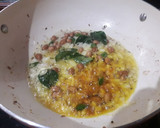 A picture of step 3 of Kanda Poha.