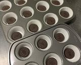 A picture of step 2 of Oreo Cream Cheese Cupcake.