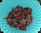 A picture of step 5 of Oreo and Cranberry Brownie.