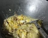 Foto langkah ke 2 dari resep Nasi Goreng Telur Kornet ala Resto.