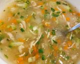 Hình bước làm 1 của món Soup gà tổ yến rau củ - bé ăn dặm