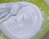 Foto langkah ke 5 dari resep Macaroon Tanpa Tepung Almond by rancook, dengan Tips & Trik.