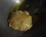 चटपटी बनाना पूरी (Banana Puri Recipe In Hindi) रेसिपी चरण 4 फोटो